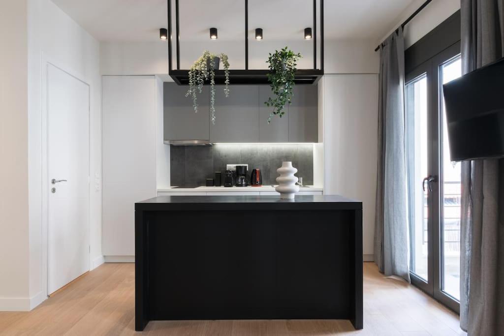 Academy Elegant #202 Apartment